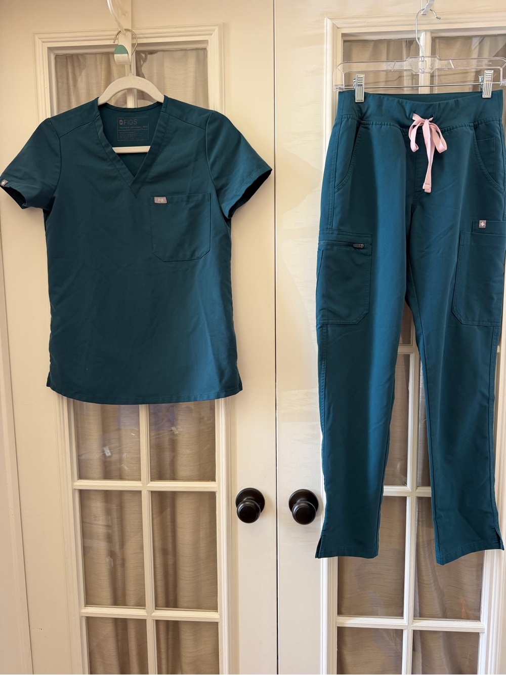 XXS Top XS Pants Women’s Figs Scrub Set EUC